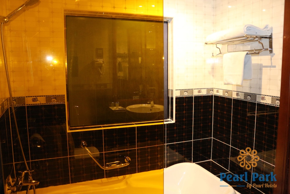 Pearl Executive Hotel Apartment (ex Pearl Park Deluxe Hotel Apartments) 50/50