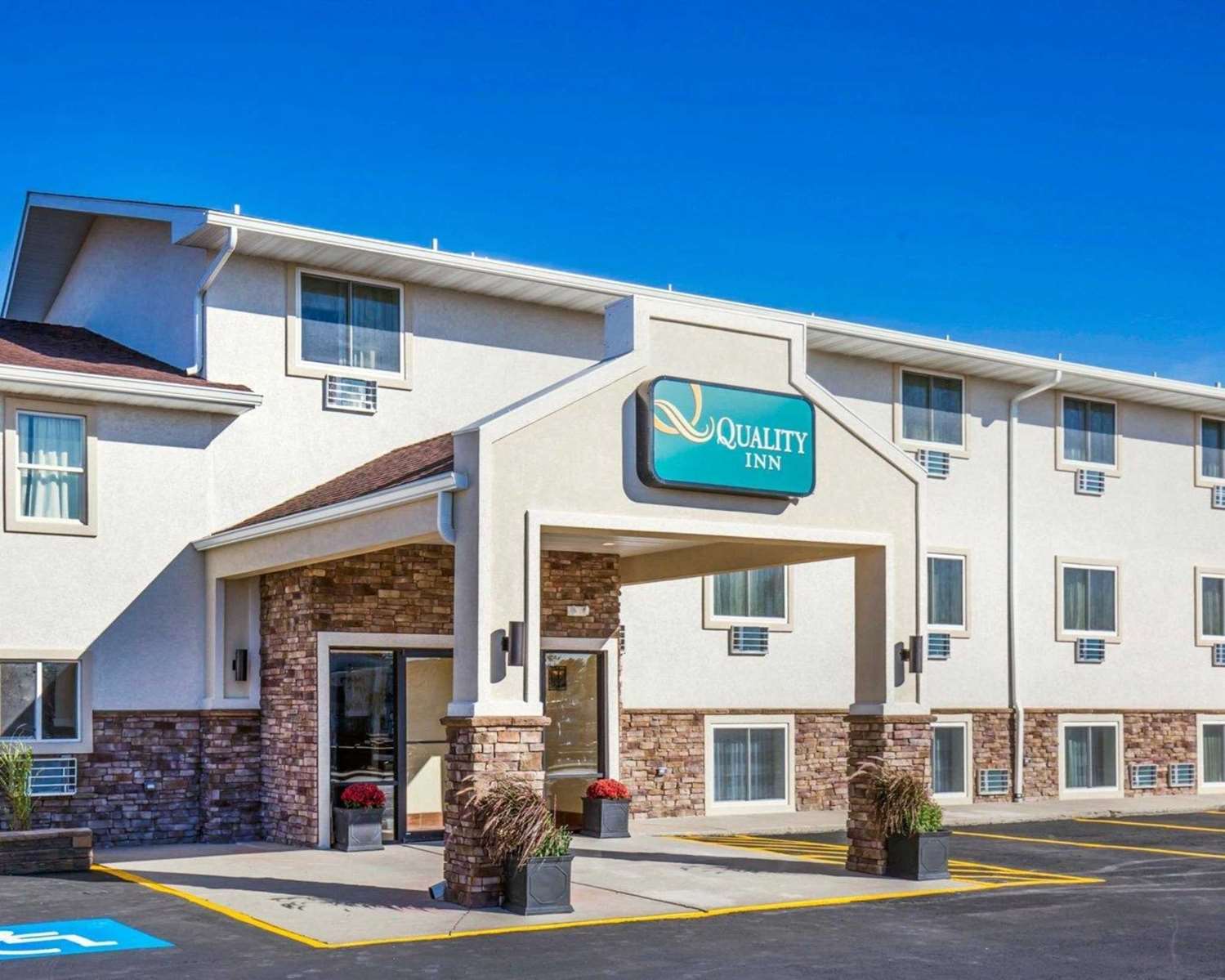Quality Inn Gillette 3/21