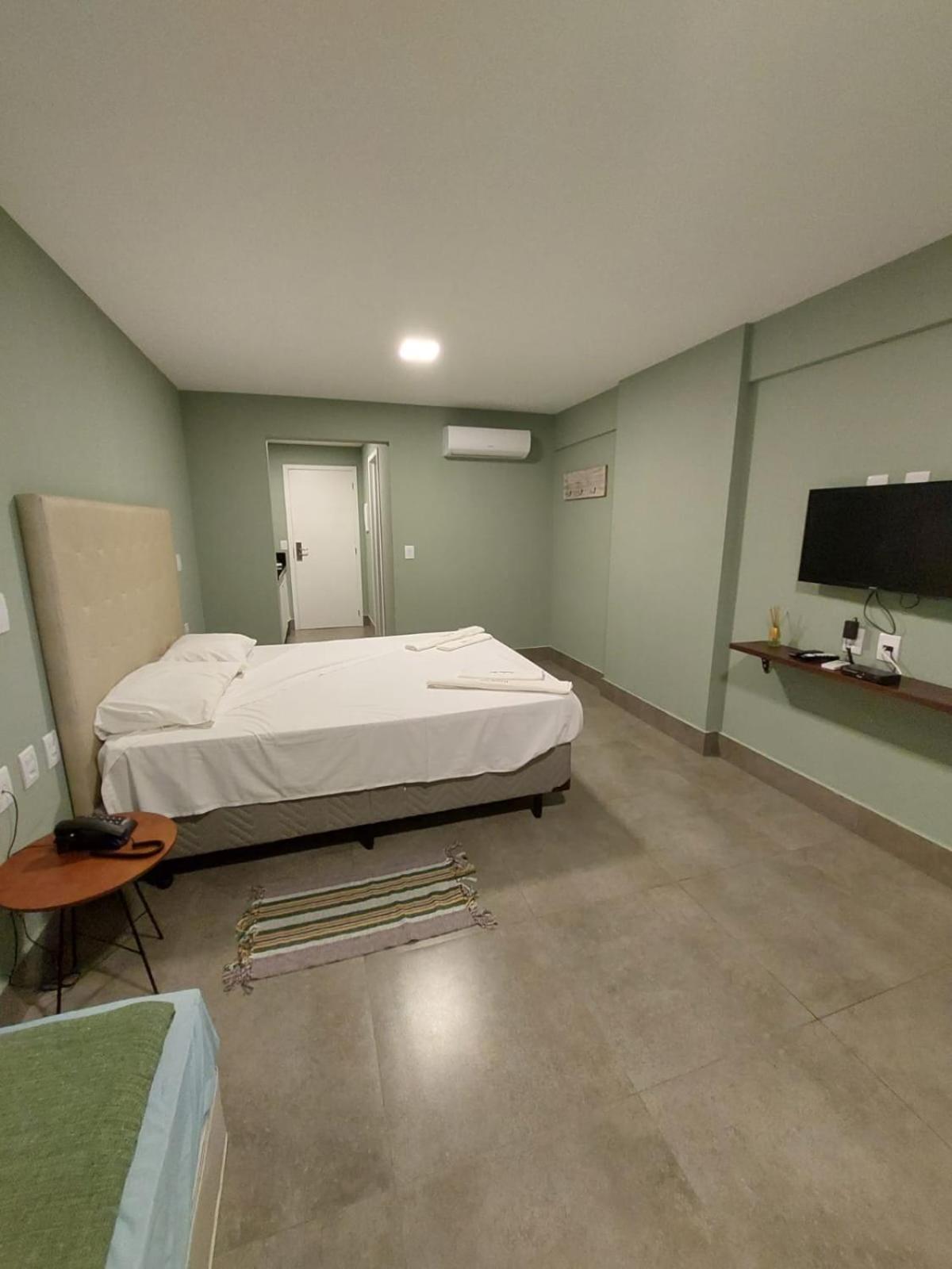 Hotel Illusion 16/50