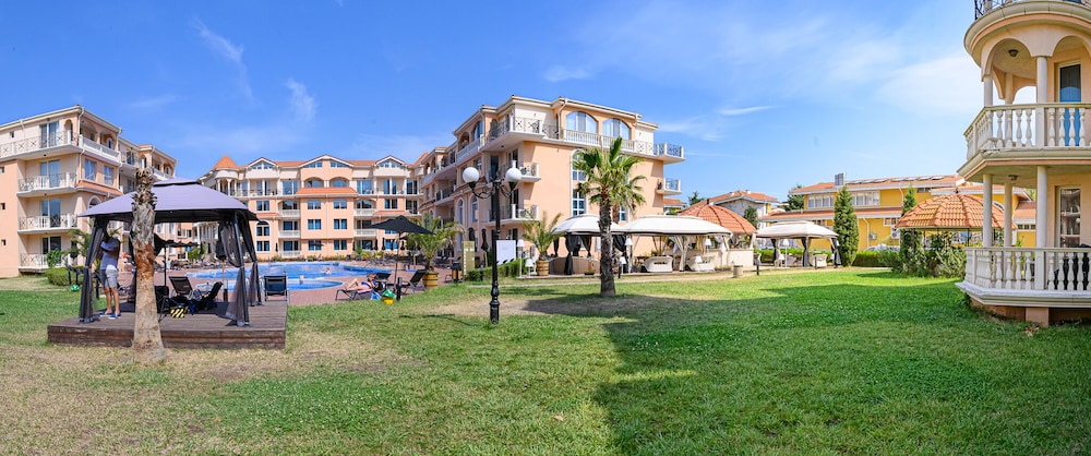 Hacienda Beach Resort 58/70