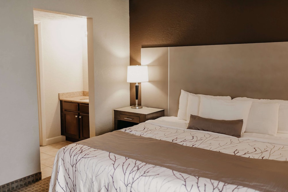 Loft, Suite, 2 King Beds, Sofa