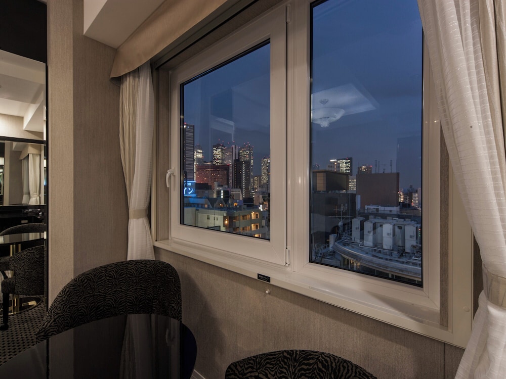 Apa Hotel Higashi Shinjuku Kabukicho-Higashi 53/68