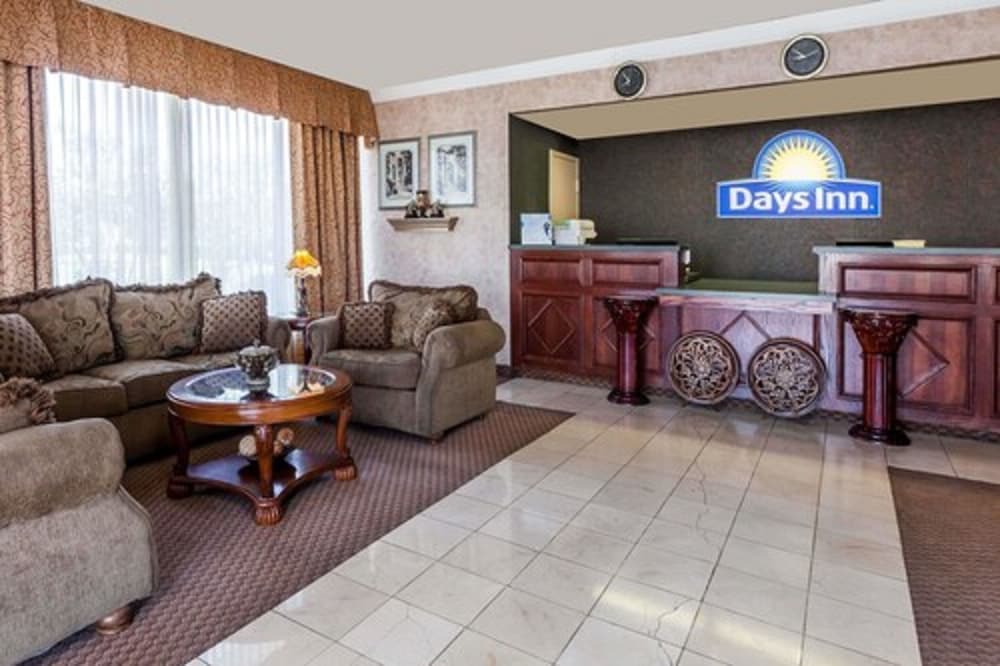 Days Inn By Wyndham Hillsboro Tx 26/37