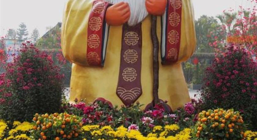 Vienna Hotel (Shenzhen Window of the World, Qiaocheng East Metro Station) 40/59
