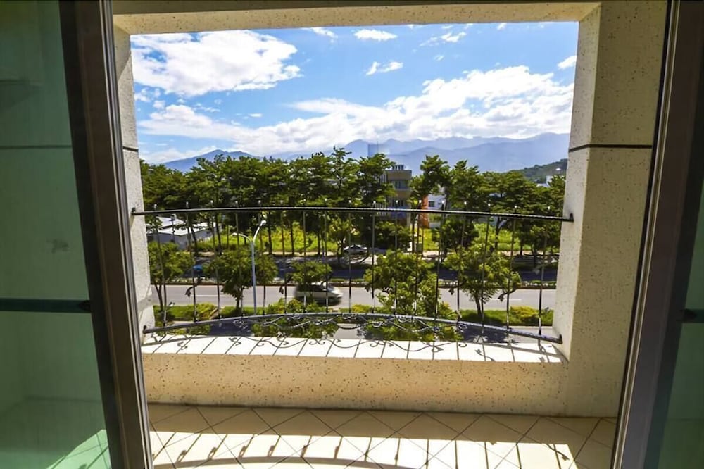 Locking Taitung B&B 24/35