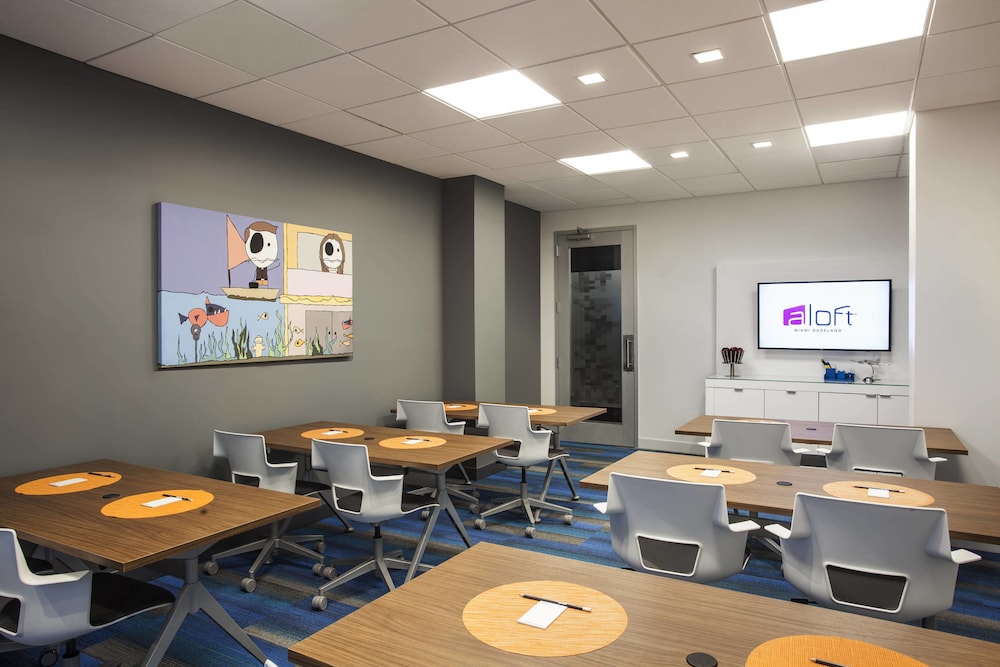 Aloft Miami Dadeland 24/26