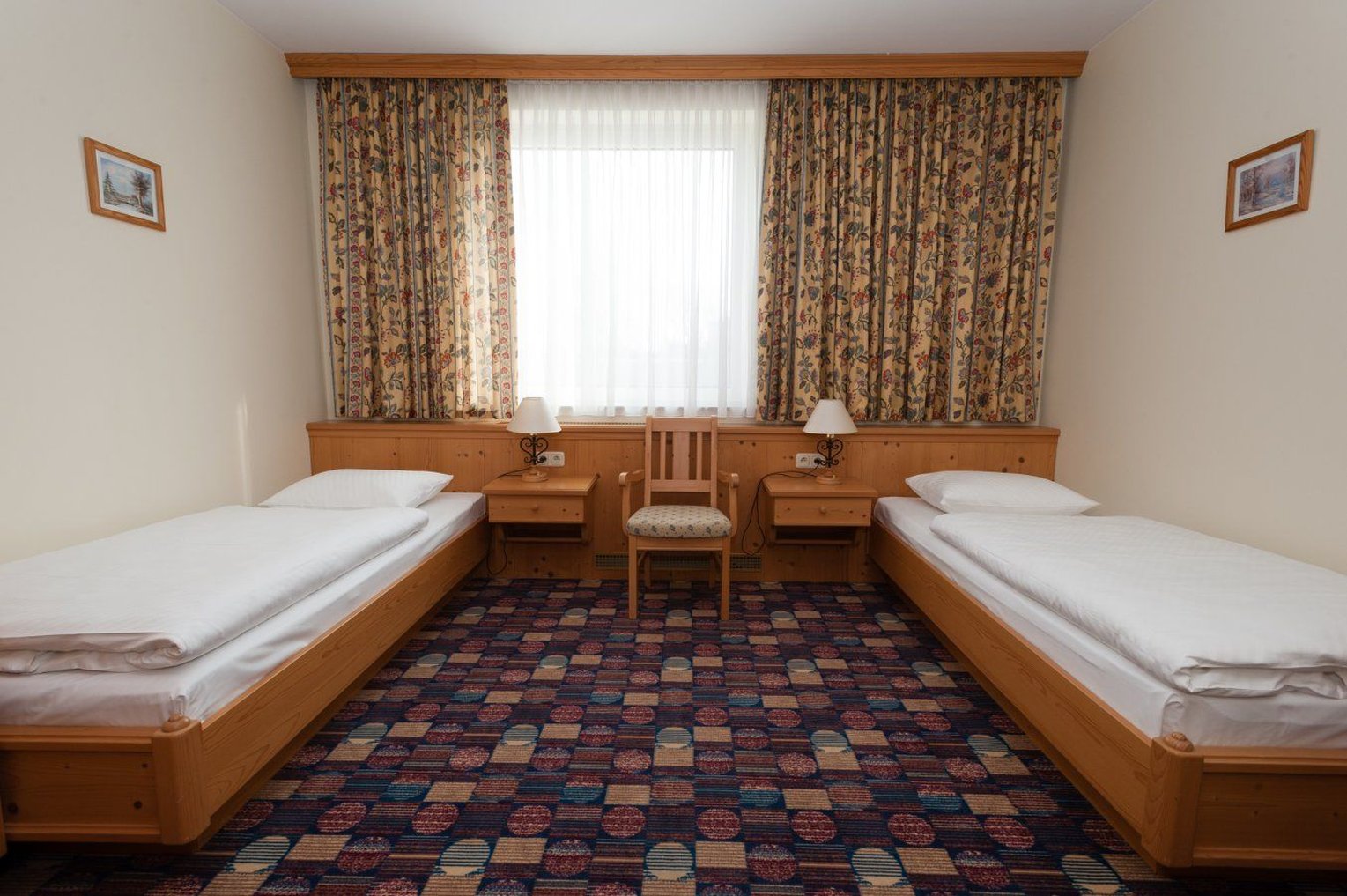 HOTEL PARTNER 7/25