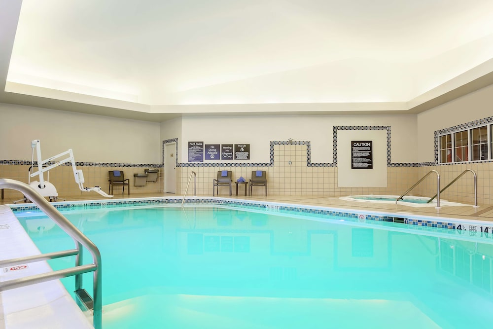 Homewood Suites by Hilton Long Island Melville 23/49