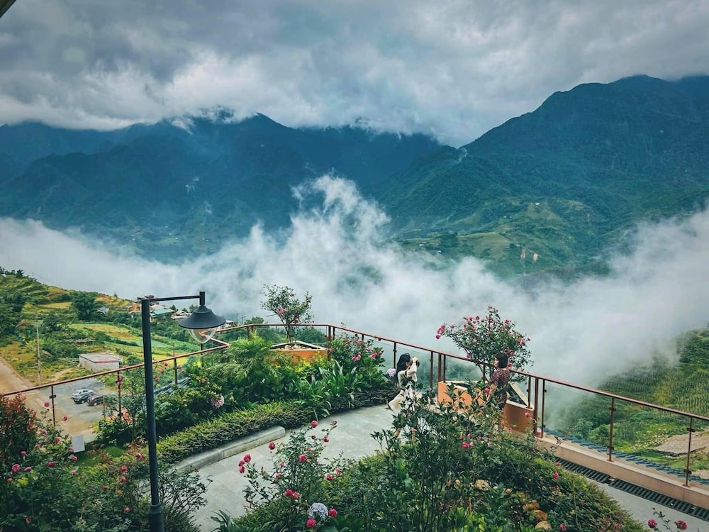 KK Sapa Hotel 67/70