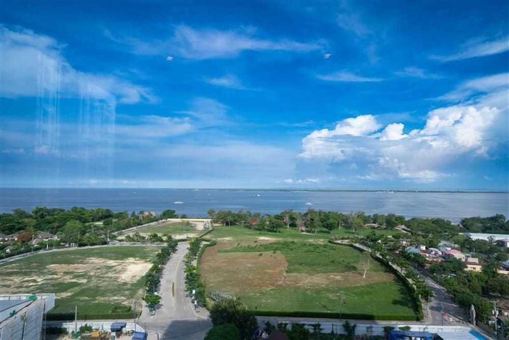 Mercure Mactan Cebu 44/47