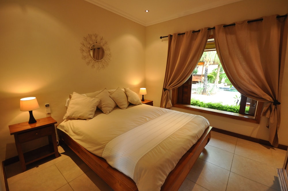 Oasis Villas 15/37