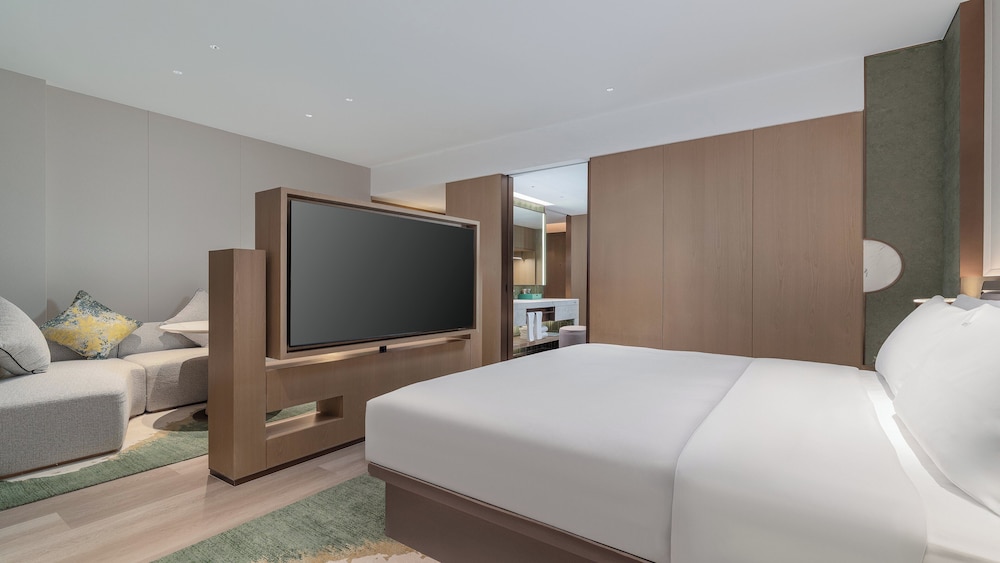 جناح سيغنتشر بسرير كينج، Holiday Inn Wenzhou Airport by IHG 1/2