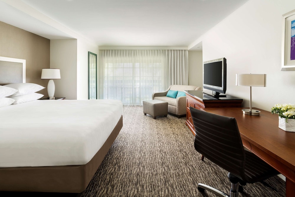 Hyatt Regency Newport Beach Hotel 24/75