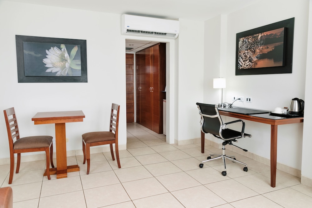 Wyndham Costa Del Sol Pucallpa 58/72