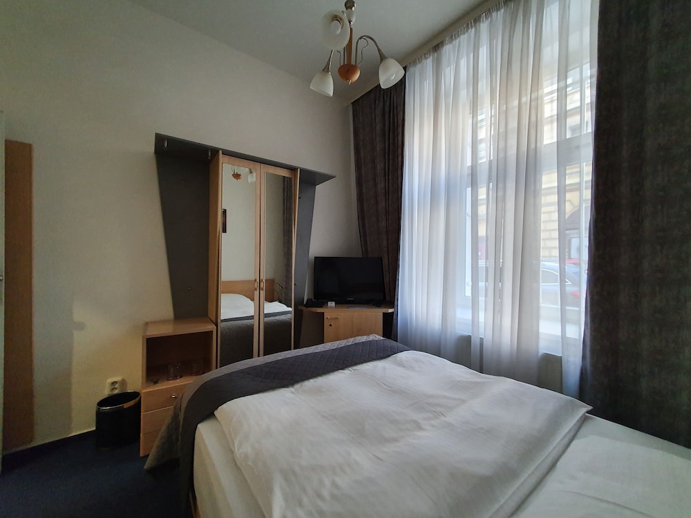 Hotel Machova 9/50