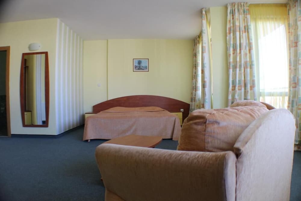 Hotel Grand 39/54