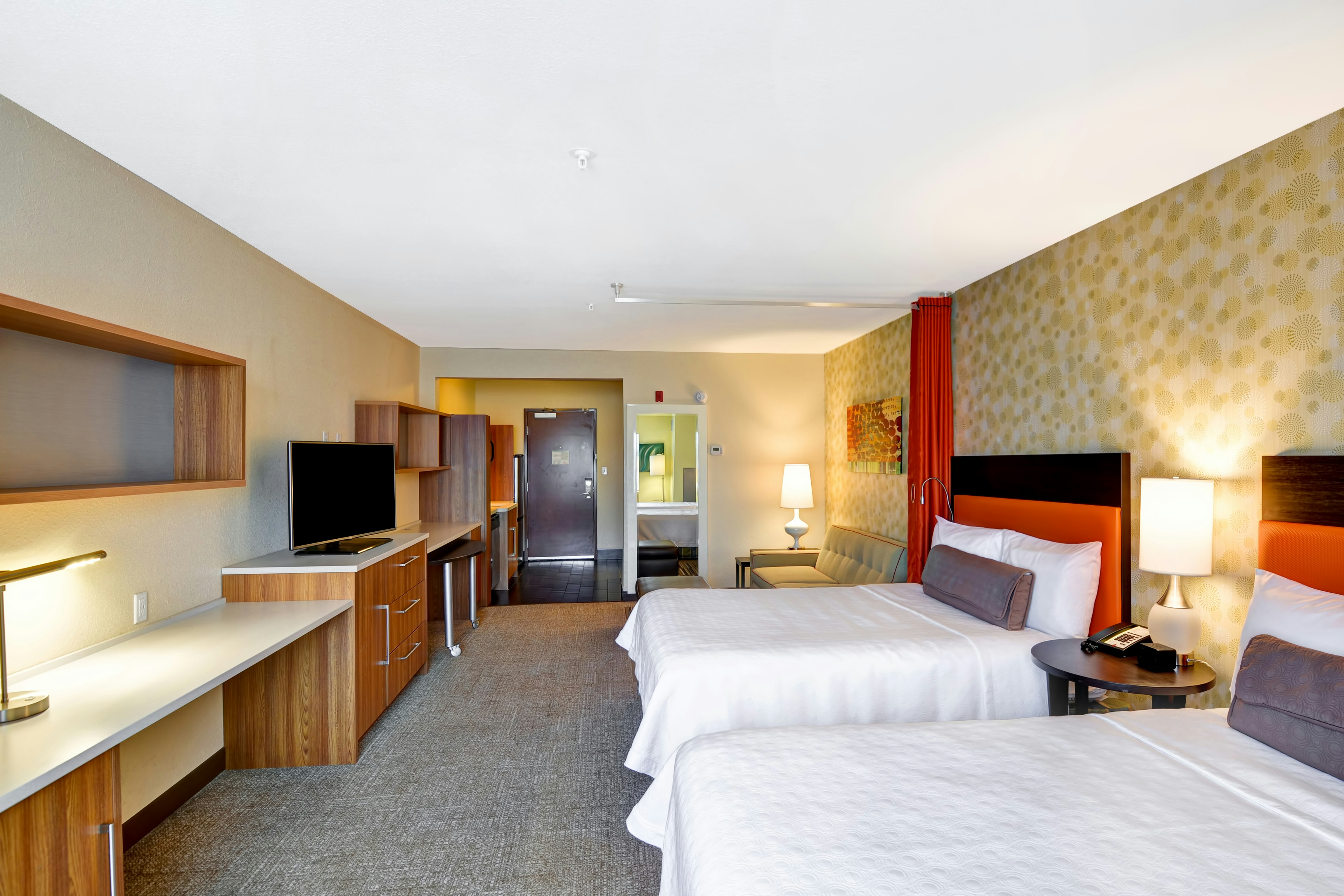 Studio, 2 Queen Beds