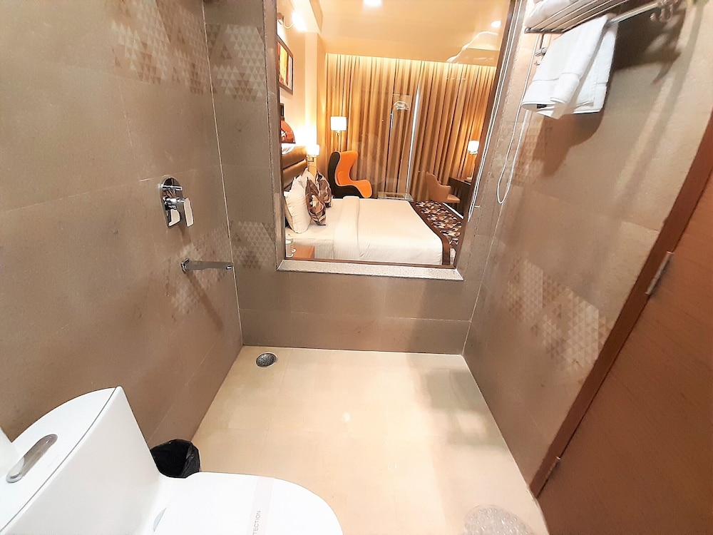 HOTEL LEGEND INN 20/22