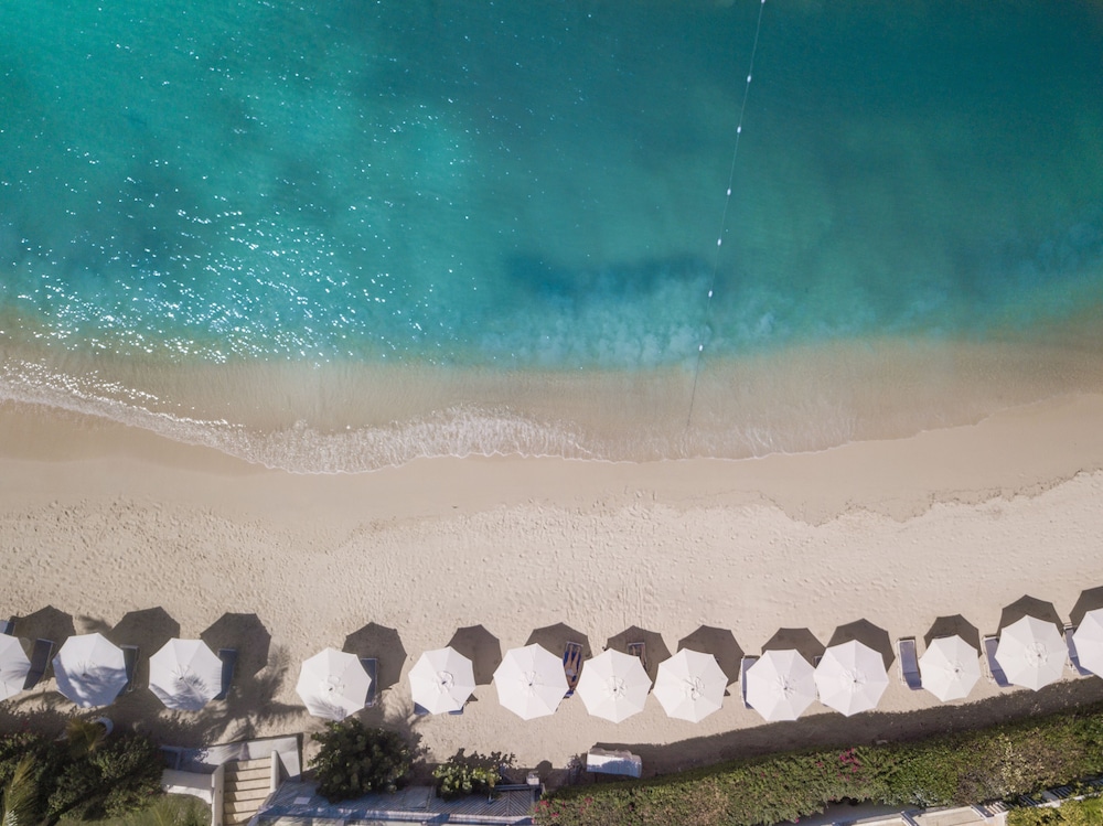 Blue Waters Resort And Spa 27/41