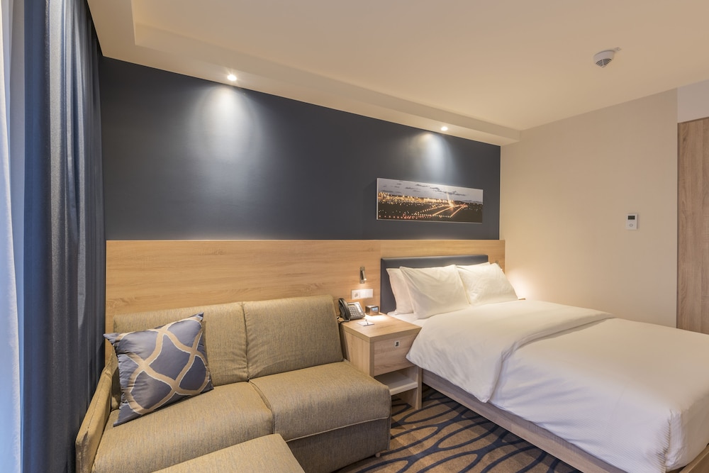Hampton By Hilton Frankfurt Airport 15/38