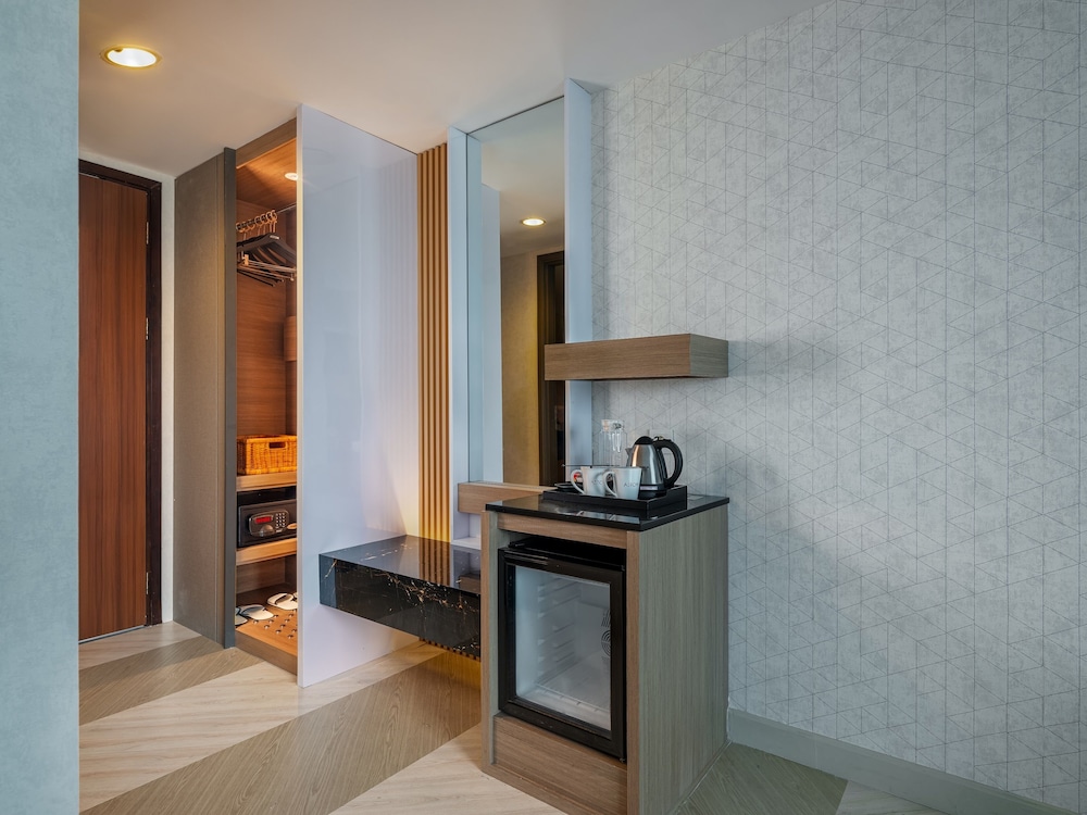 Aston Makassar Hotel and Convention Center 7/48
