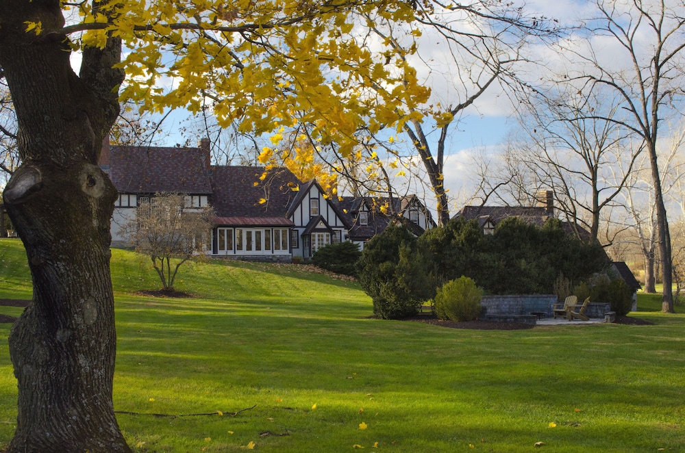 Hillbrook Inn 40/50