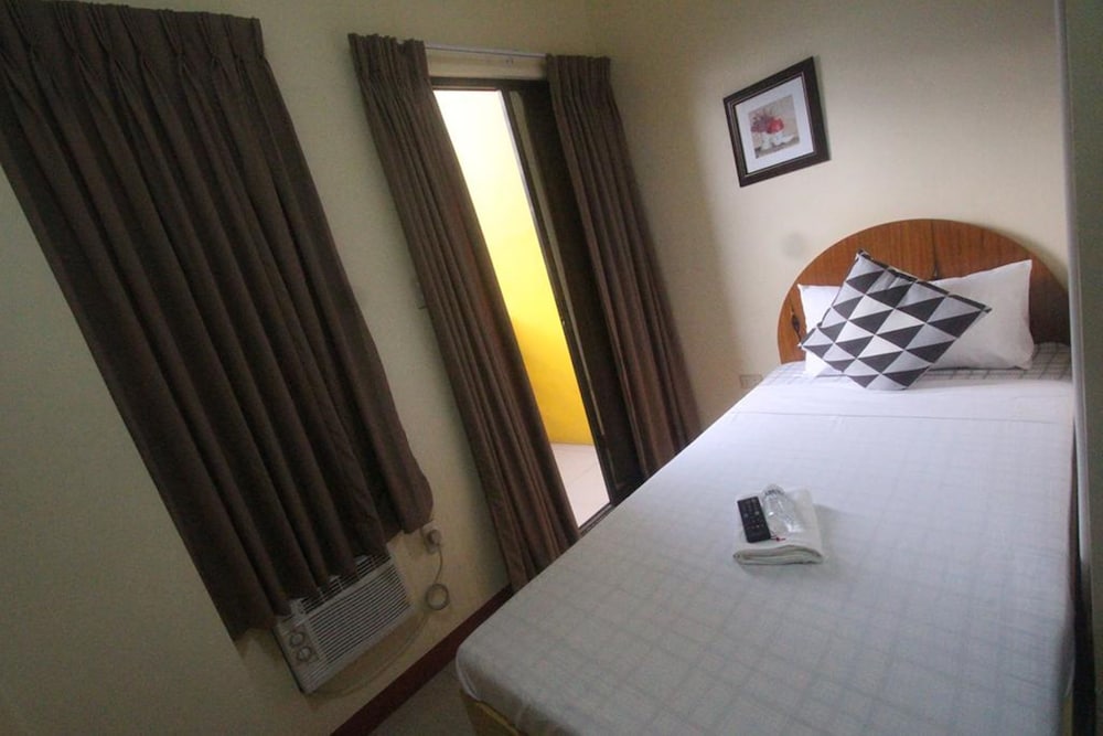 Heart Hotel And Services 10/22