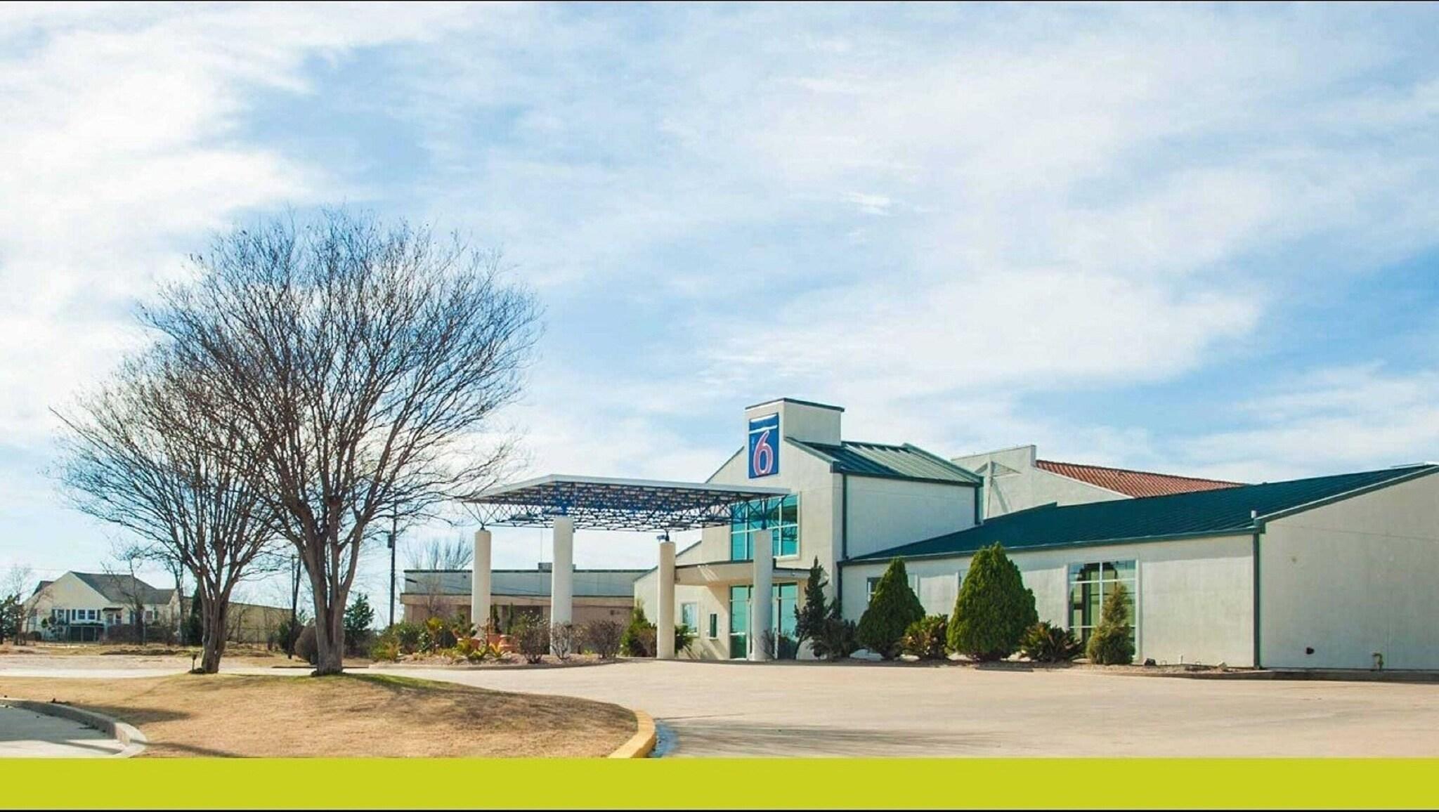 Motel6 Corsicana, TX 28/30