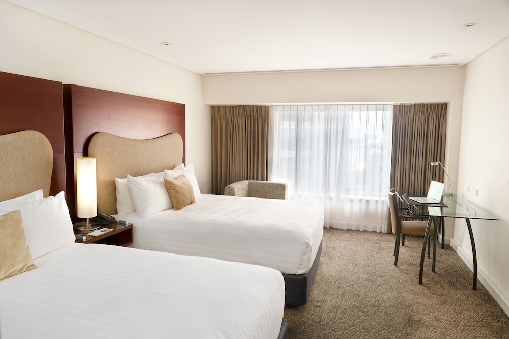 Crowne Plaza Auckland 15/77