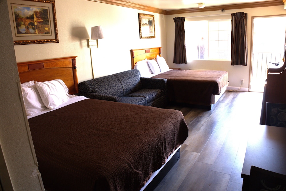 Lambert Inn 13/56