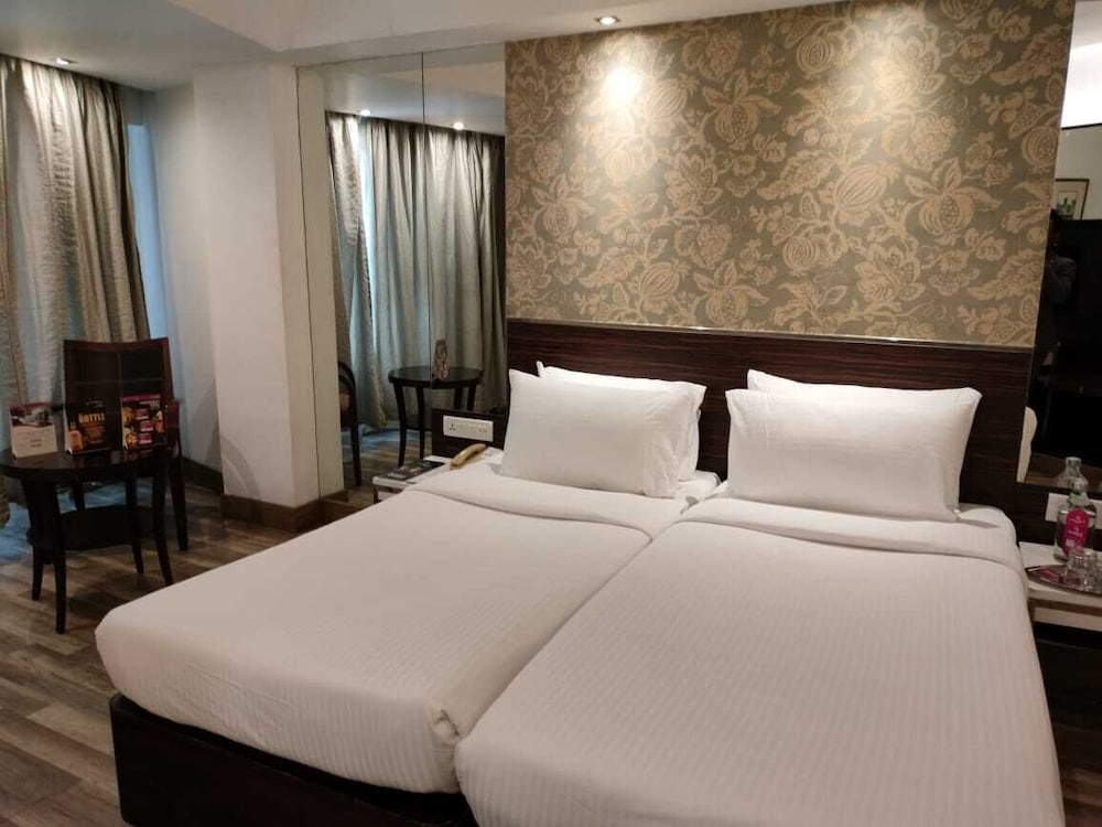 Regenta Place Bangalore 15/47