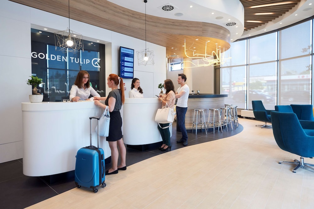 Golden Tulip Warsaw Airport 5/37