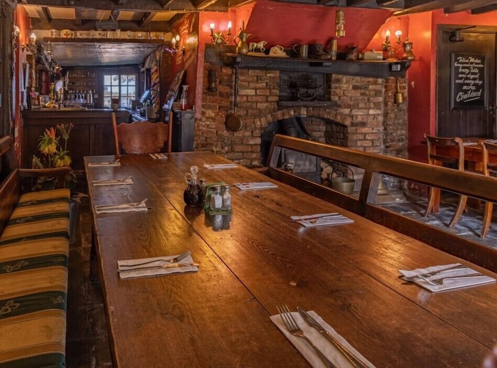 The Leagate Inn 19/24