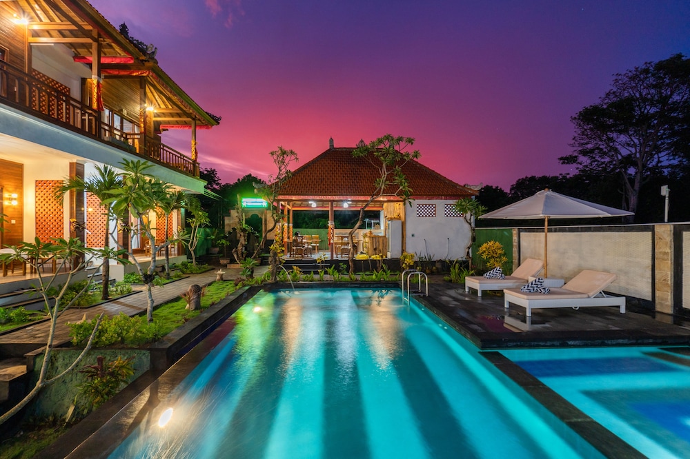 Lembongan Cempaka Villa & Restaurant 43/50