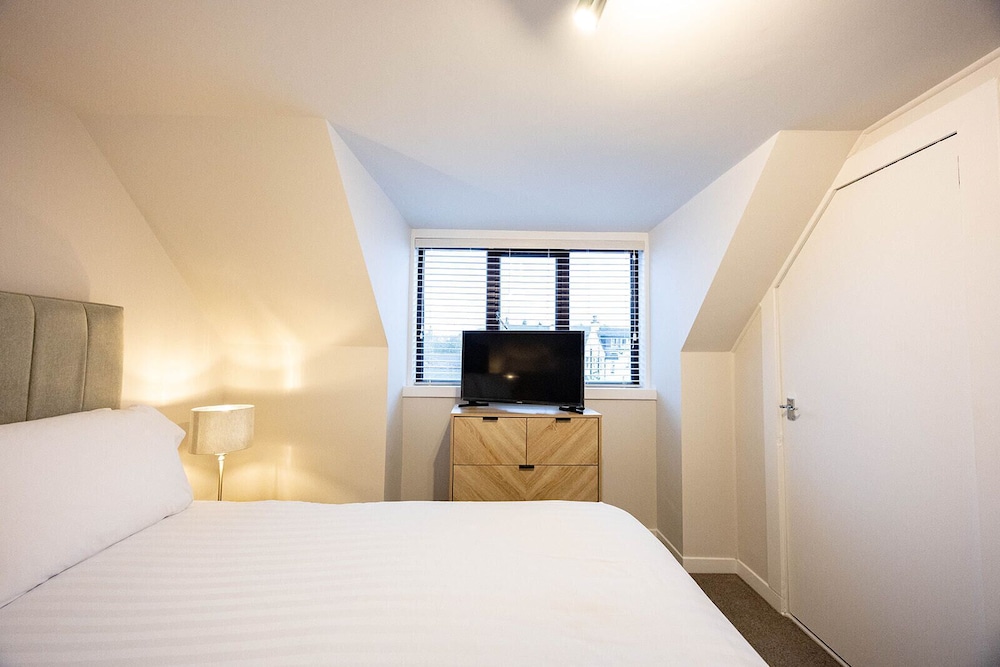 New Inn Hotel 3/33
