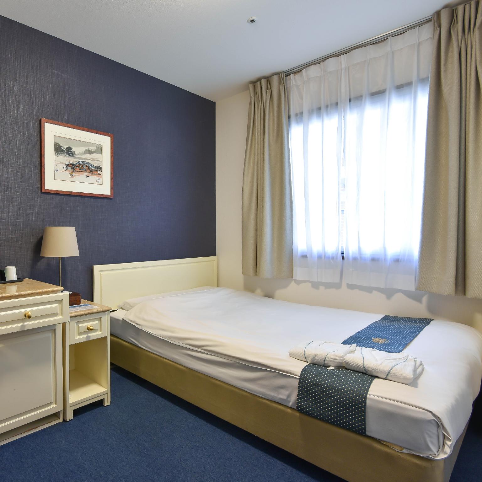 Semi Room, Standard, Semi Double Bed