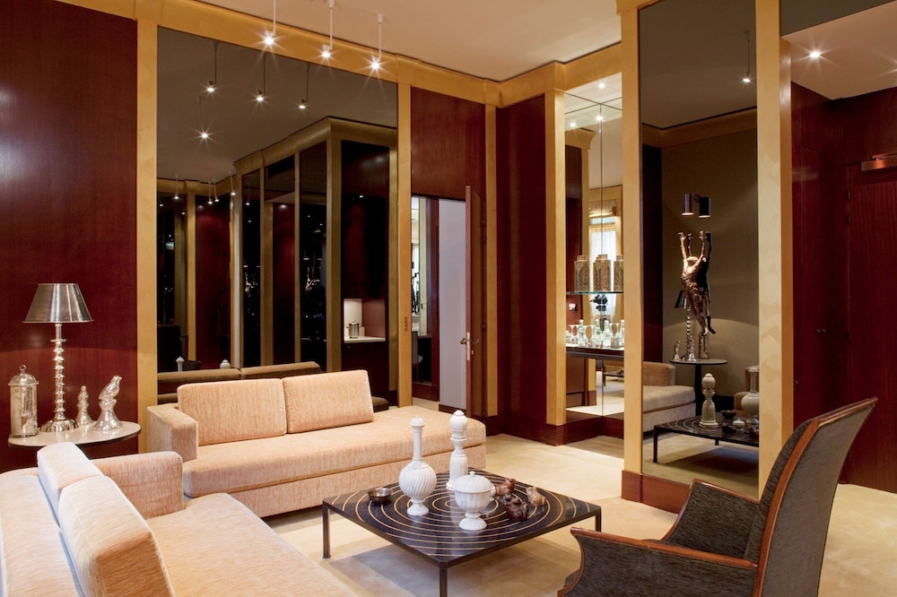 PARK HYATT PARIS VENDOME 45/71