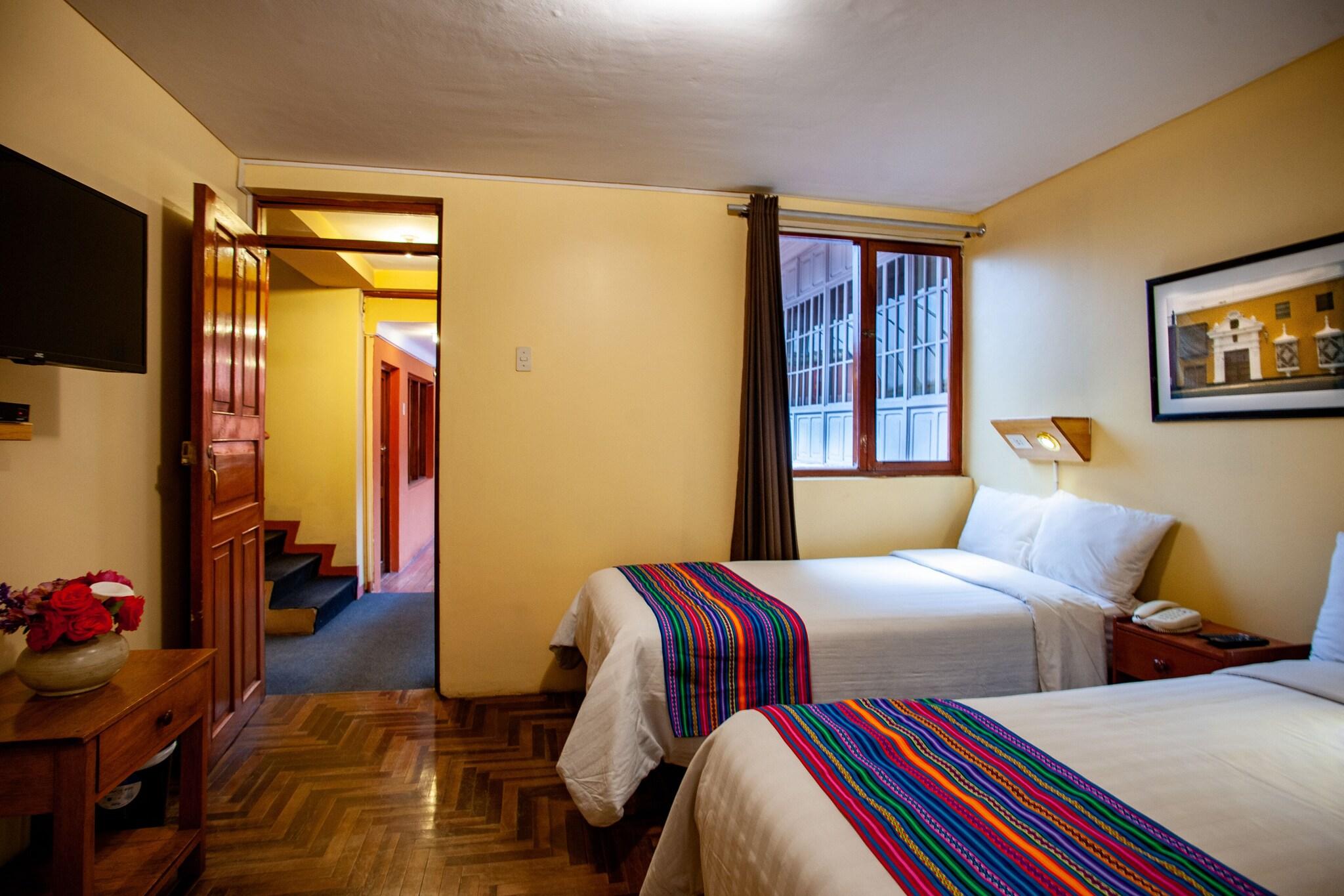 Superior, Twin Beds