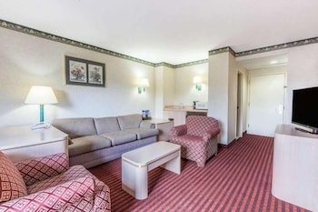 Motel6 Lawrenceville, NJ 28/40