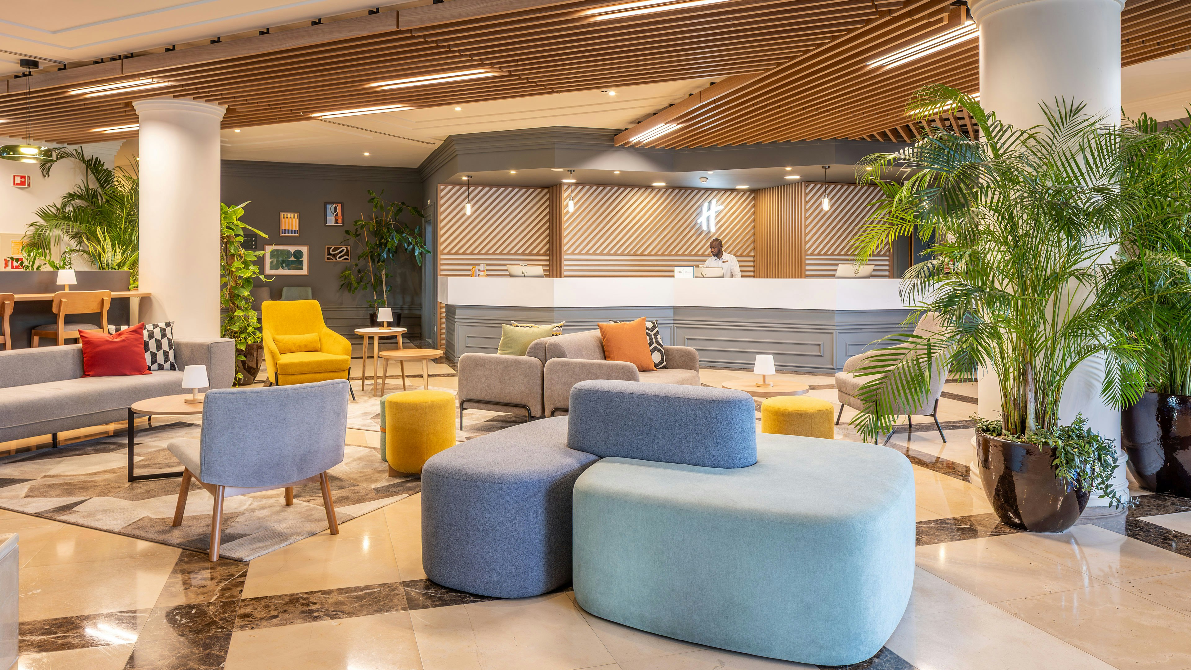 Holiday Inn Algarve Albufeira by IHG 54/79