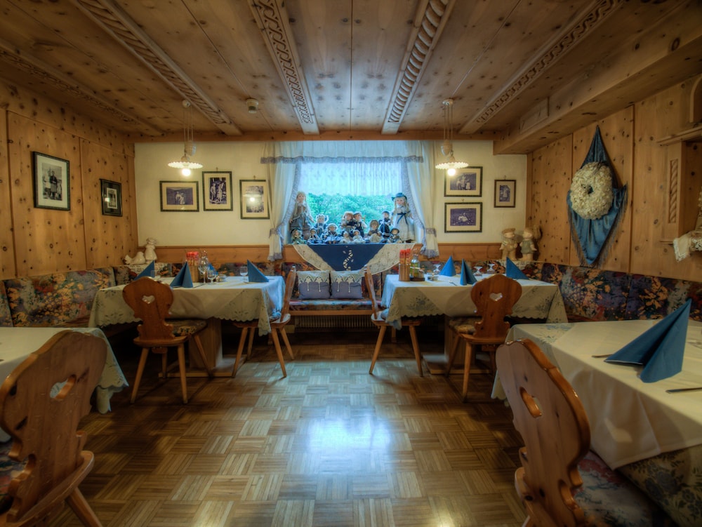 Hotel Ustaria Posta 32/47