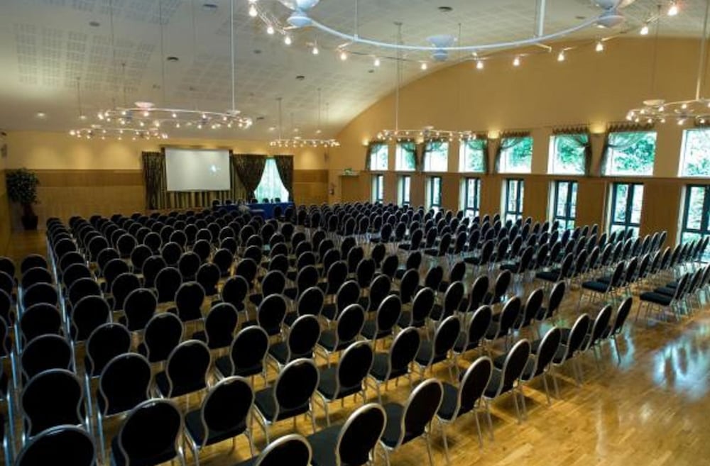Ballyroe Heights Hotel 50/61