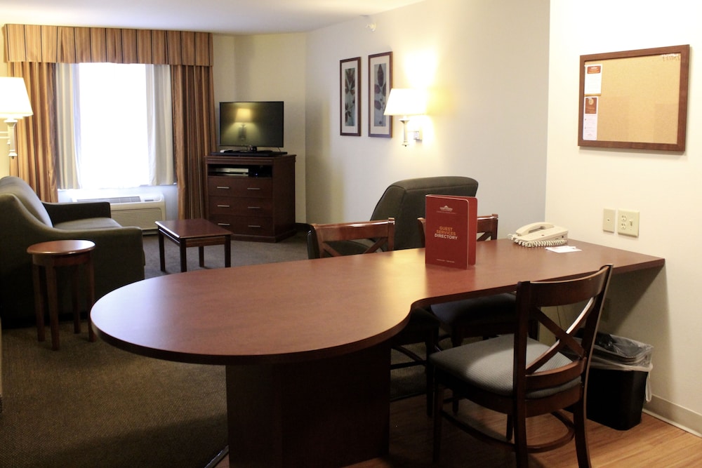 MainStay Suites Fitchburg Madison 28/44