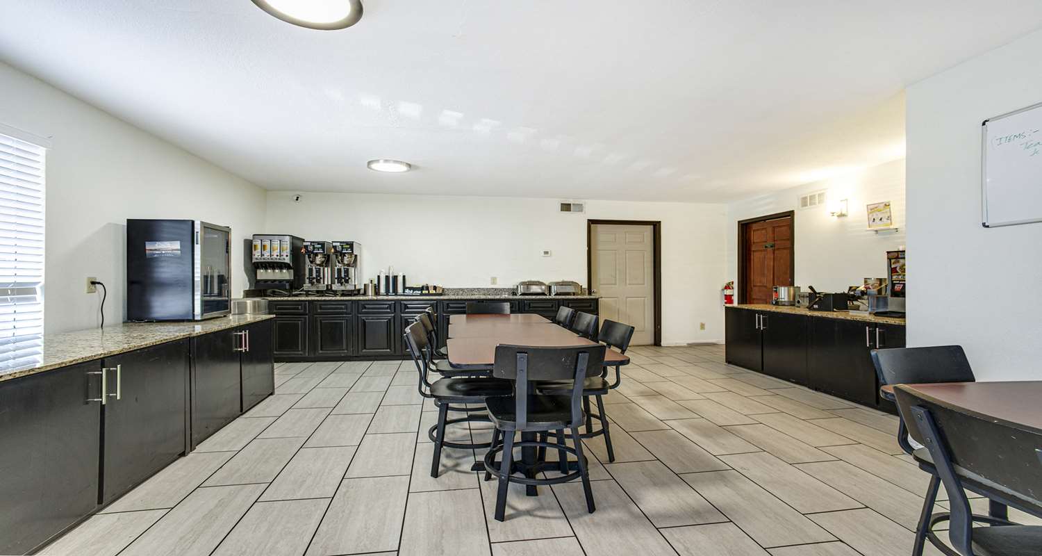 SureStay Plus Hotel by Best Western Sacramento North 24/32