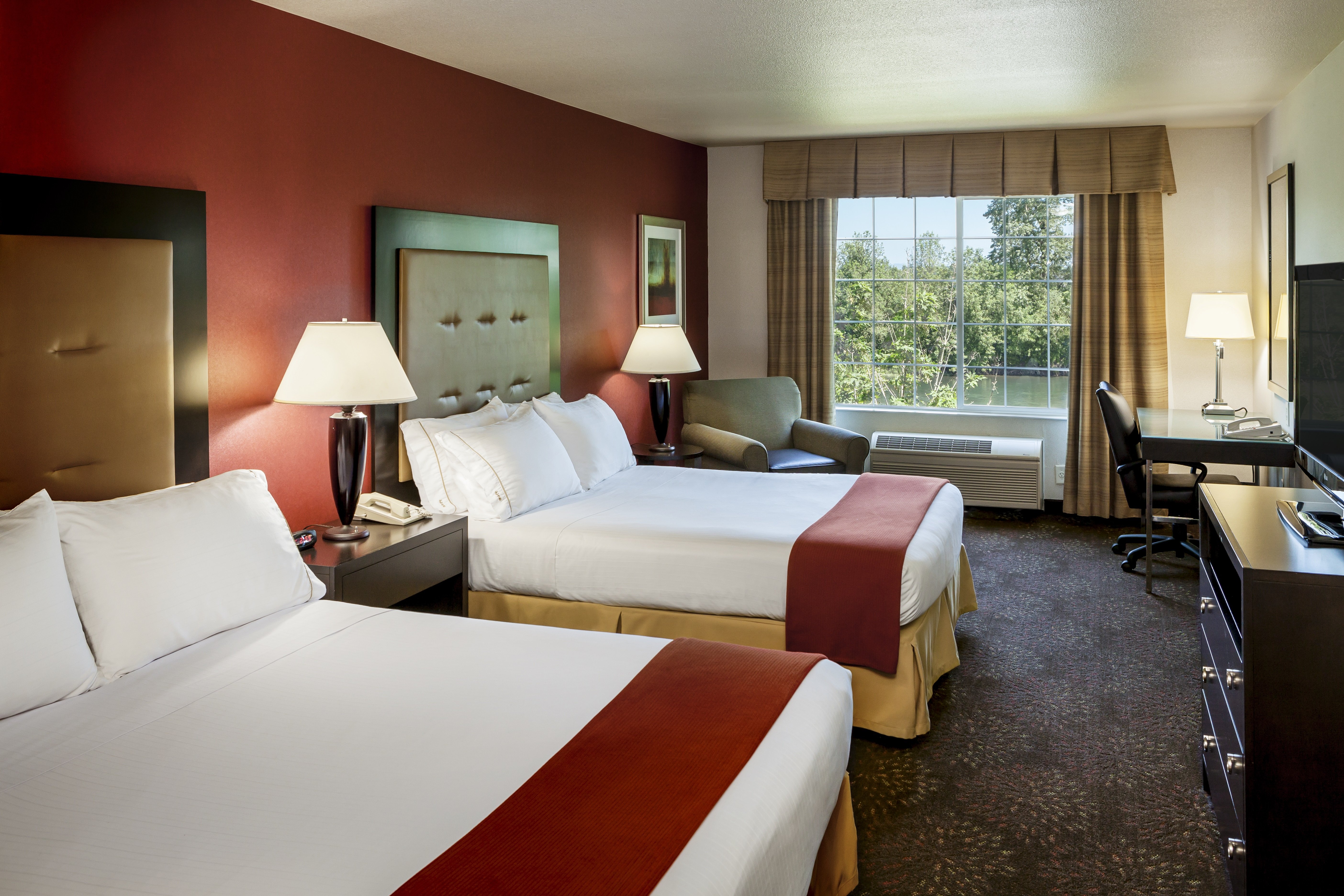 Holiday Inn Express Corvallis-On The River 22/76