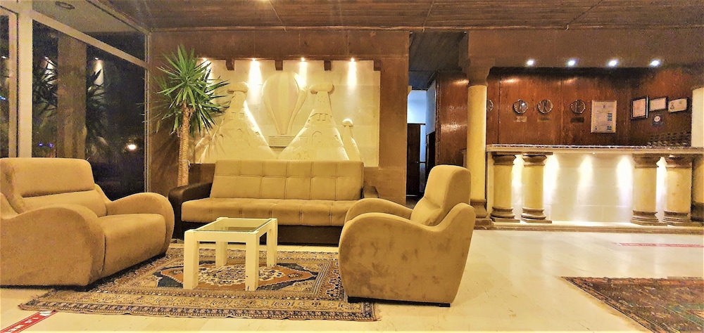 Ciner Hotel 32/50