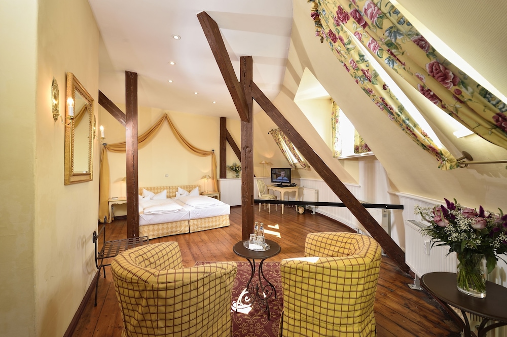 Hotel Graf von Mansfeld 24/50