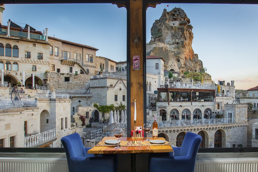 Carna Cave Hotel 35/50