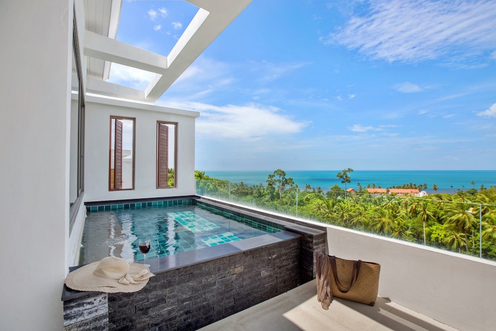 Tranquil Residence 3 10/33