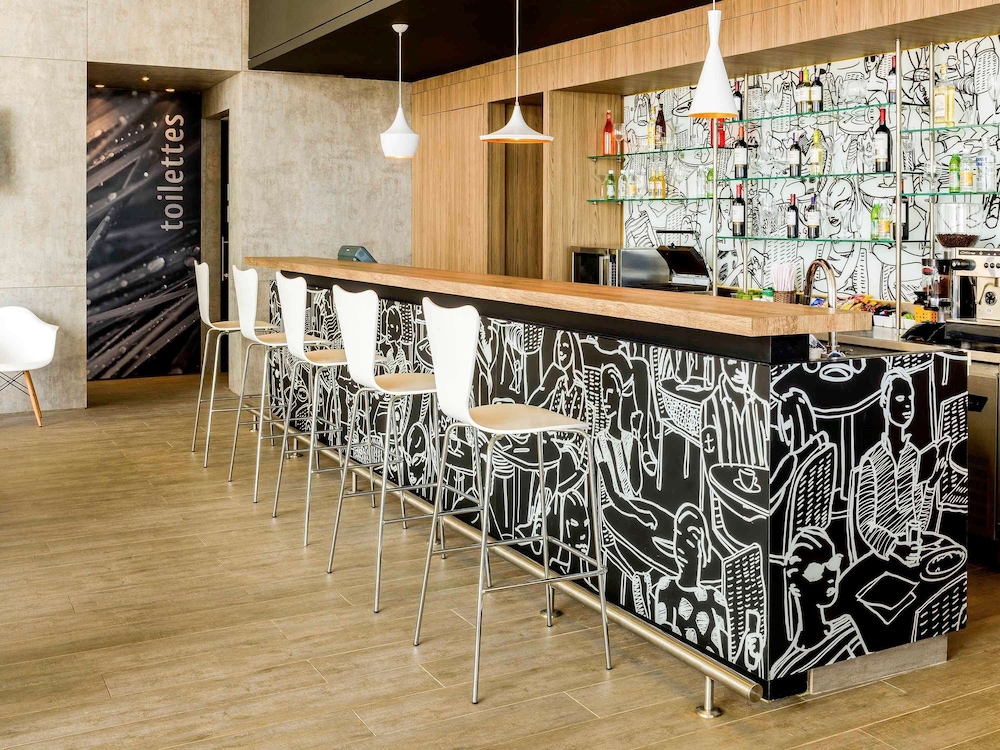 IBIS CARTAGENA MARBELLA 4/64